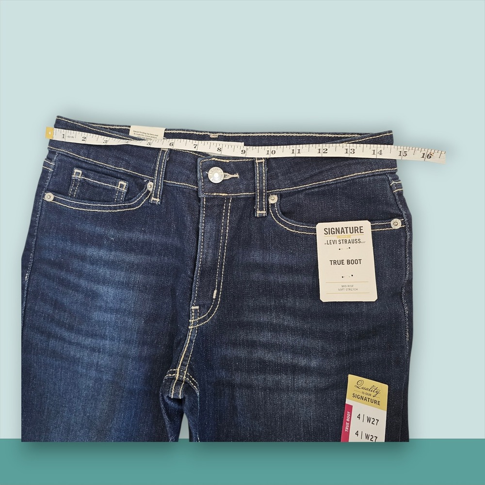 NWT Signature by Levi Strauss Gold Label True Bootcut Jeans Size 4 W27 - Picture 4 of 7
